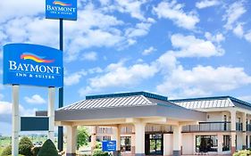 Baymont By Wyndham Clarksville Northeast