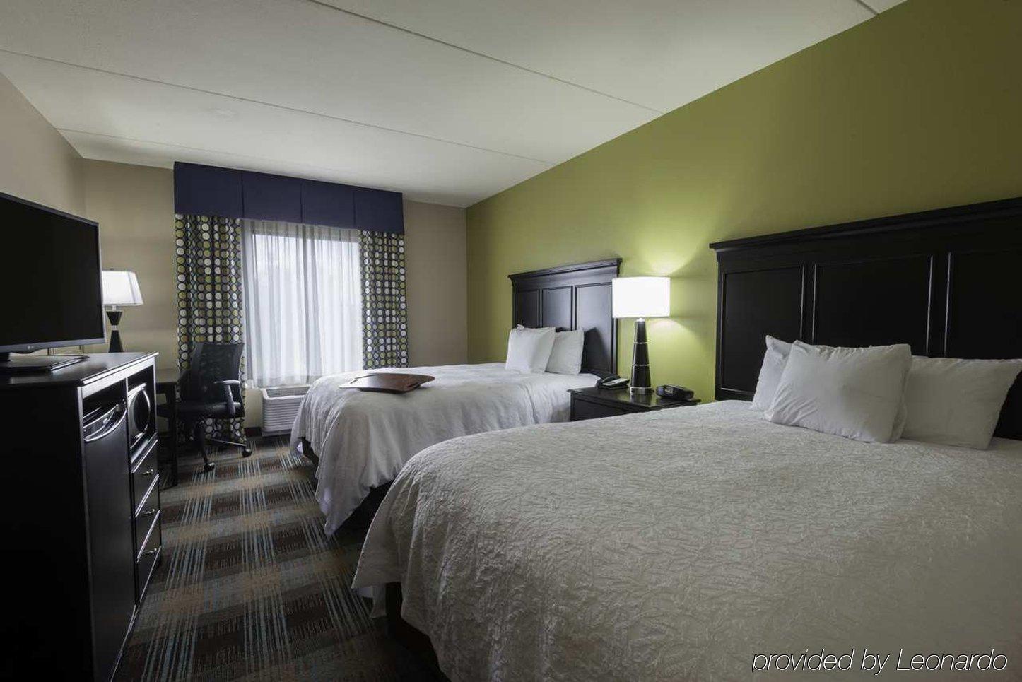 Baymont By Wyndham Clarksville Northeast Exterior foto